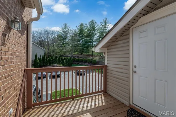 $224,900 | 10919 Vauxhall Drive, St. Louis, MO 63146