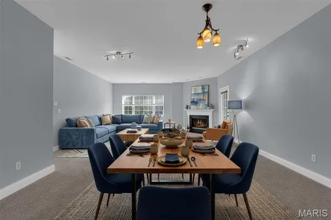 $219,900 | 10919 Vauxhall Drive, St. Louis, MO 63146