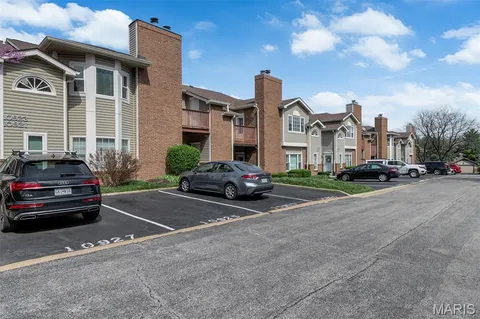 $219,900 | 10919 Vauxhall Drive, St. Louis, MO 63146