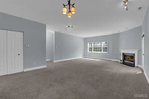 $219,900 | 10919 Vauxhall Drive, St. Louis, MO 63146