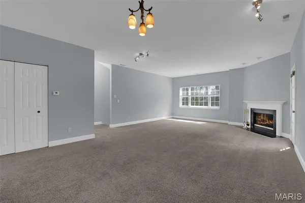 $224,900 | 10919 Vauxhall Drive, St. Louis, MO 63146