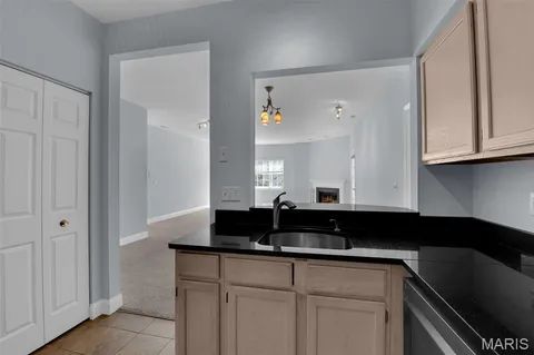 $219,900 | 10919 Vauxhall Drive, St. Louis, MO 63146