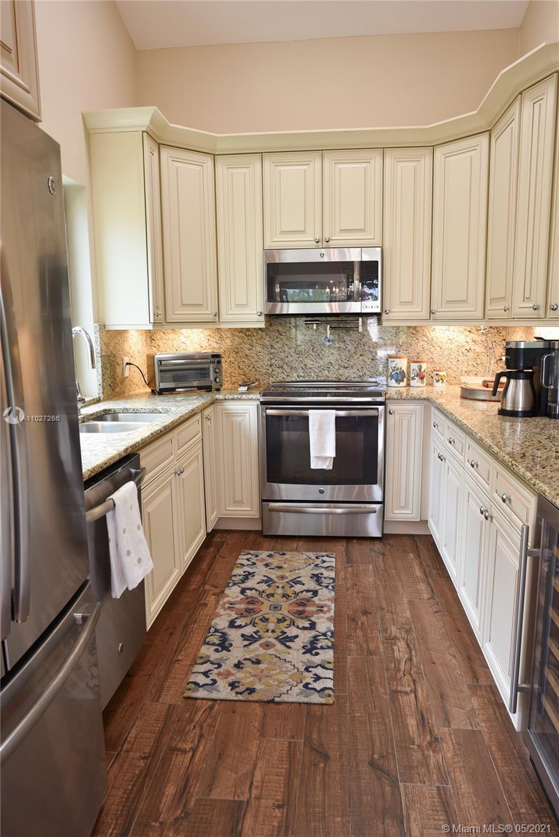 374 River Edge Road Jupiter, FL 33477 - Photo 8 of 29