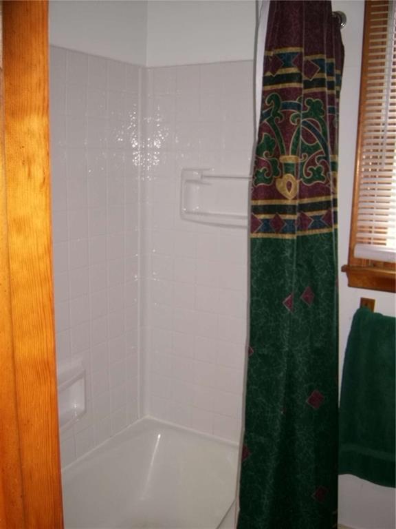 480 Edgewood Road Beaver Falls, PA 15010 - Photo 14 of 21 Gallery Image 14