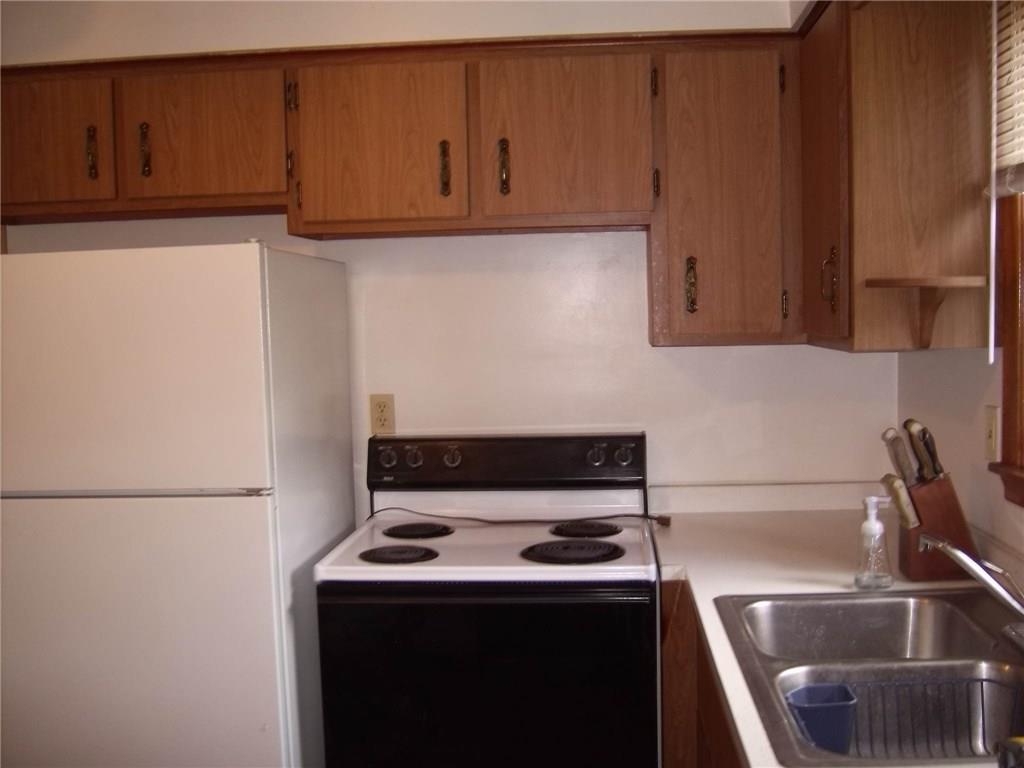 480 Edgewood Road Beaver Falls, PA 15010 - Photo 9 of 21 Gallery Image 9