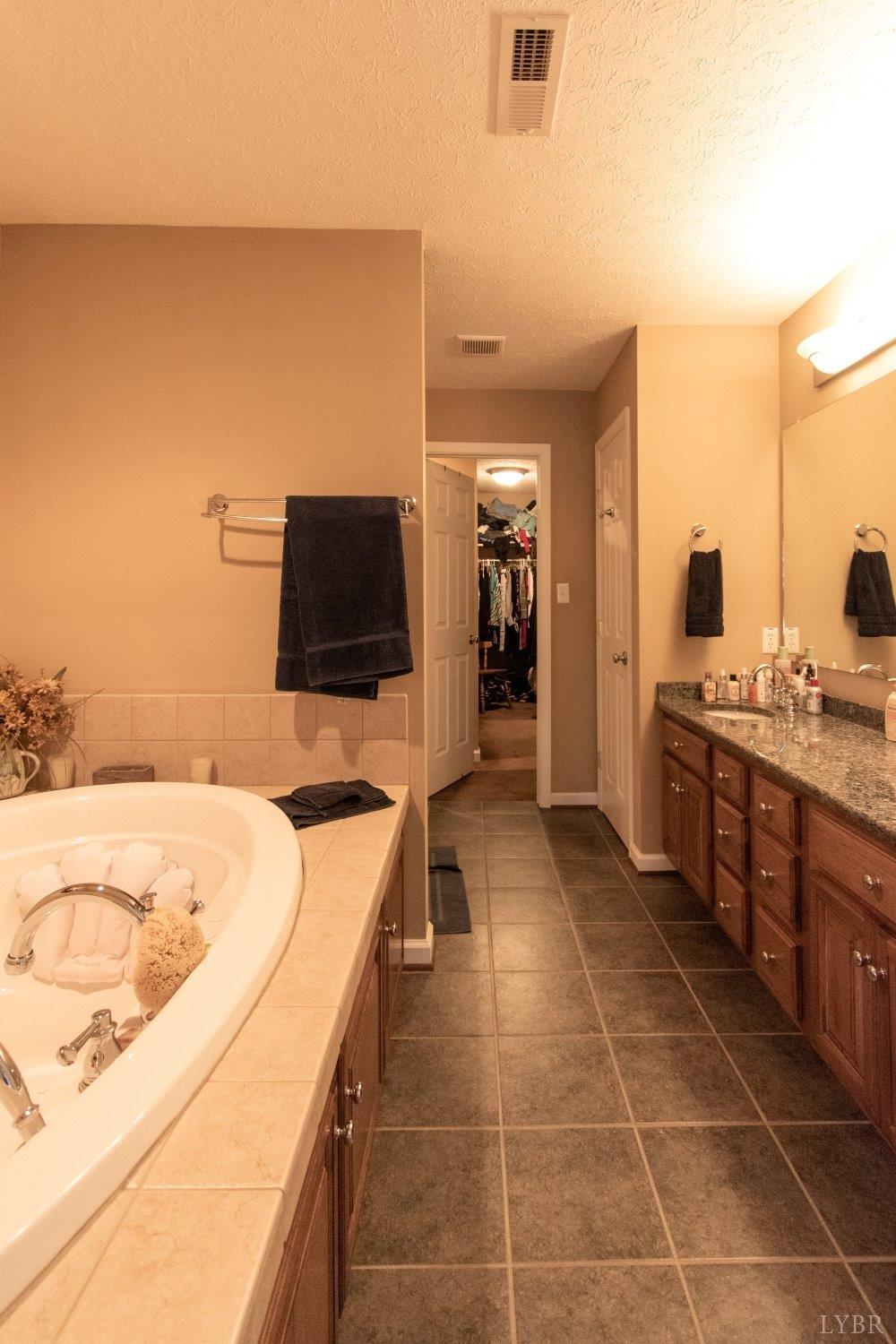 1041 Riley Run Road Forest, VA 24551 - Photo 19 of 68 Gallery Image 19