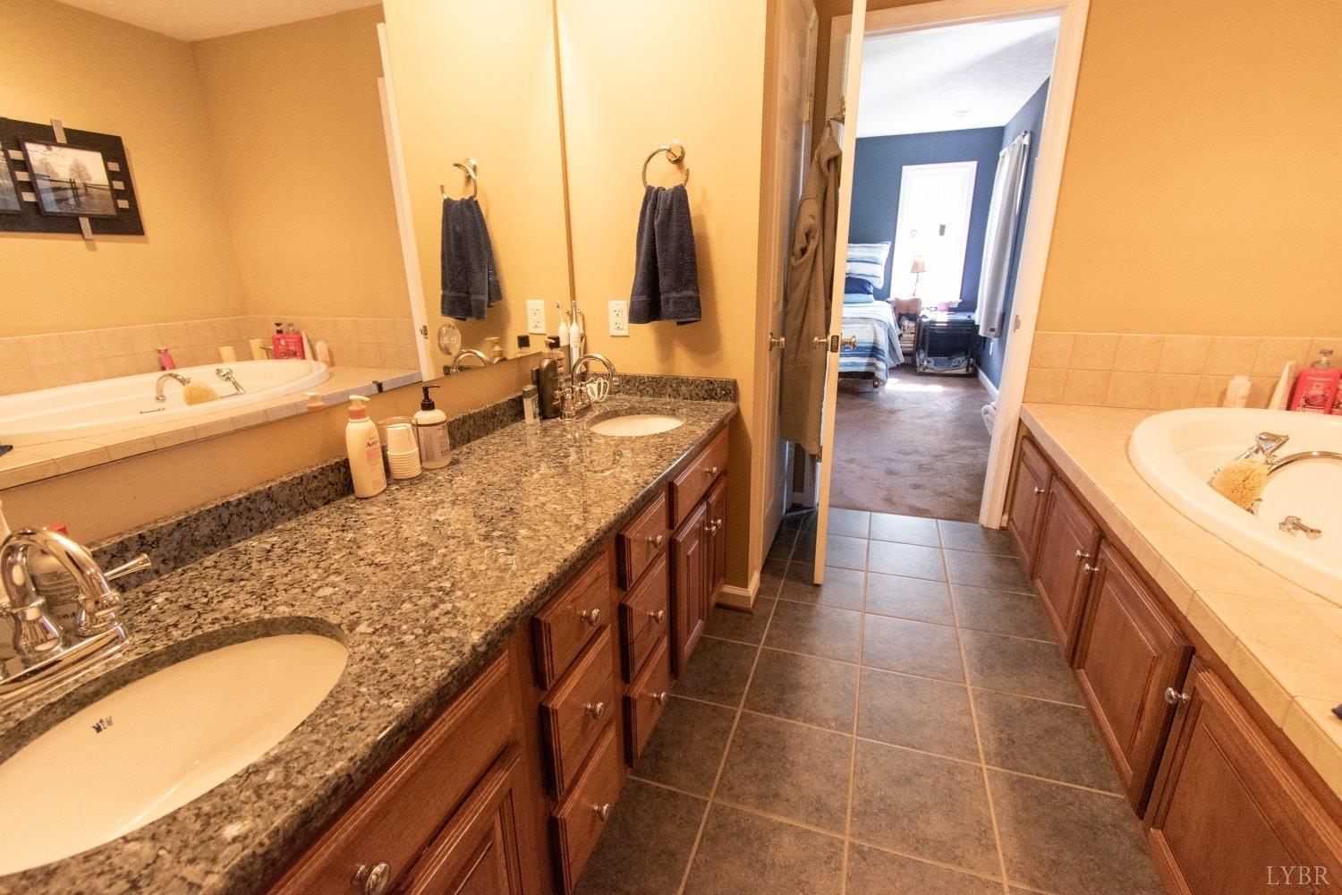 1041 Riley Run Road Forest, VA 24551 - Photo 21 of 68 Gallery Image 21