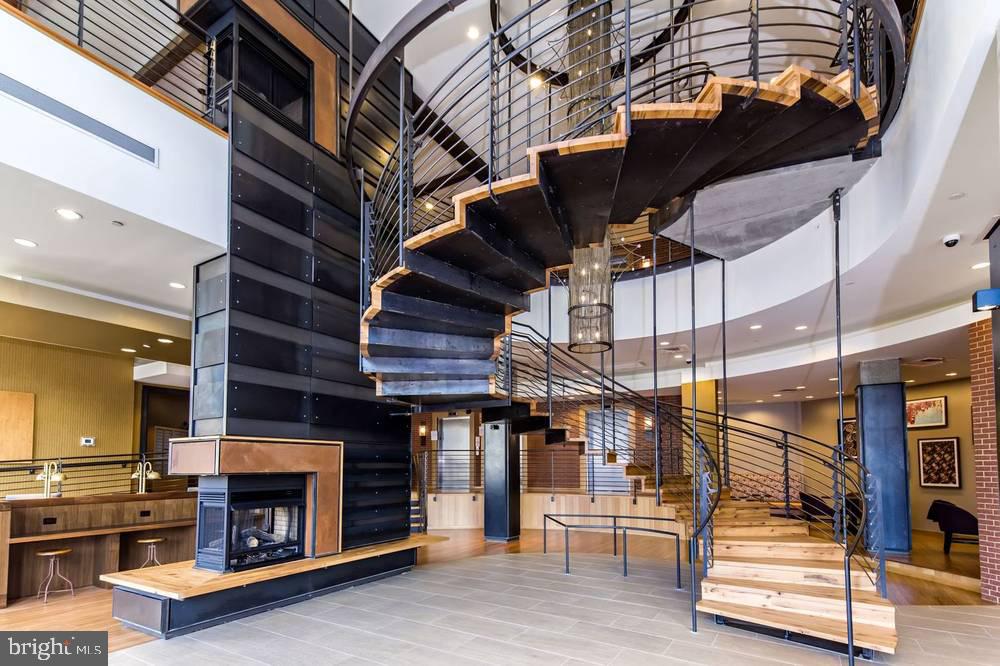 1901-39 Callowhill Street, Unit 828 Philadelphia, PA 19130 - Photo 10 of 17 a view of a building with sitting area