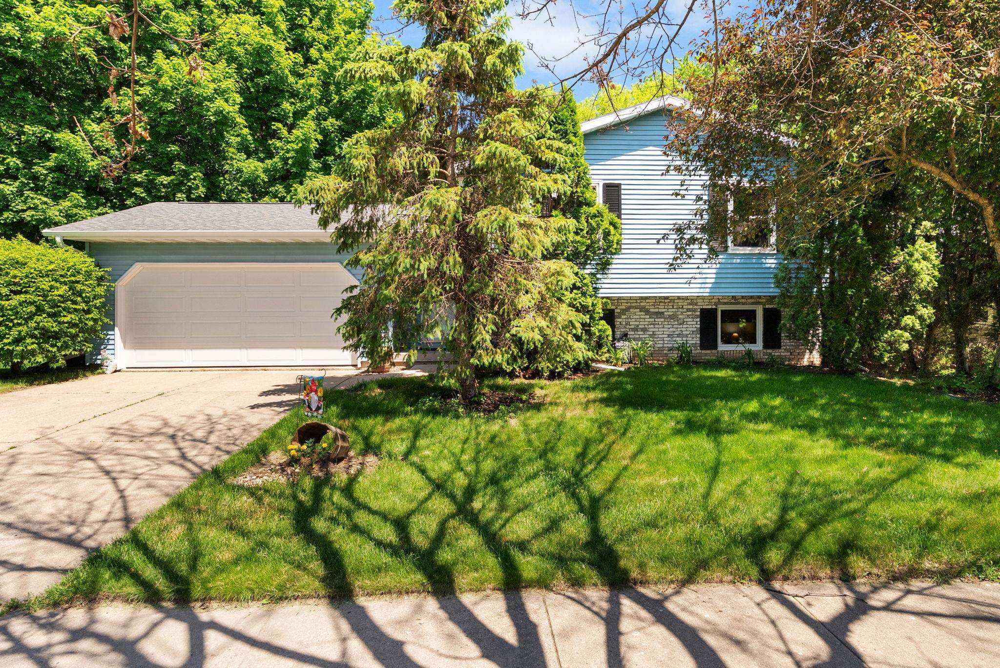 2725 Whitlock Road Madison, WI 53719 - Photo 7 of 25