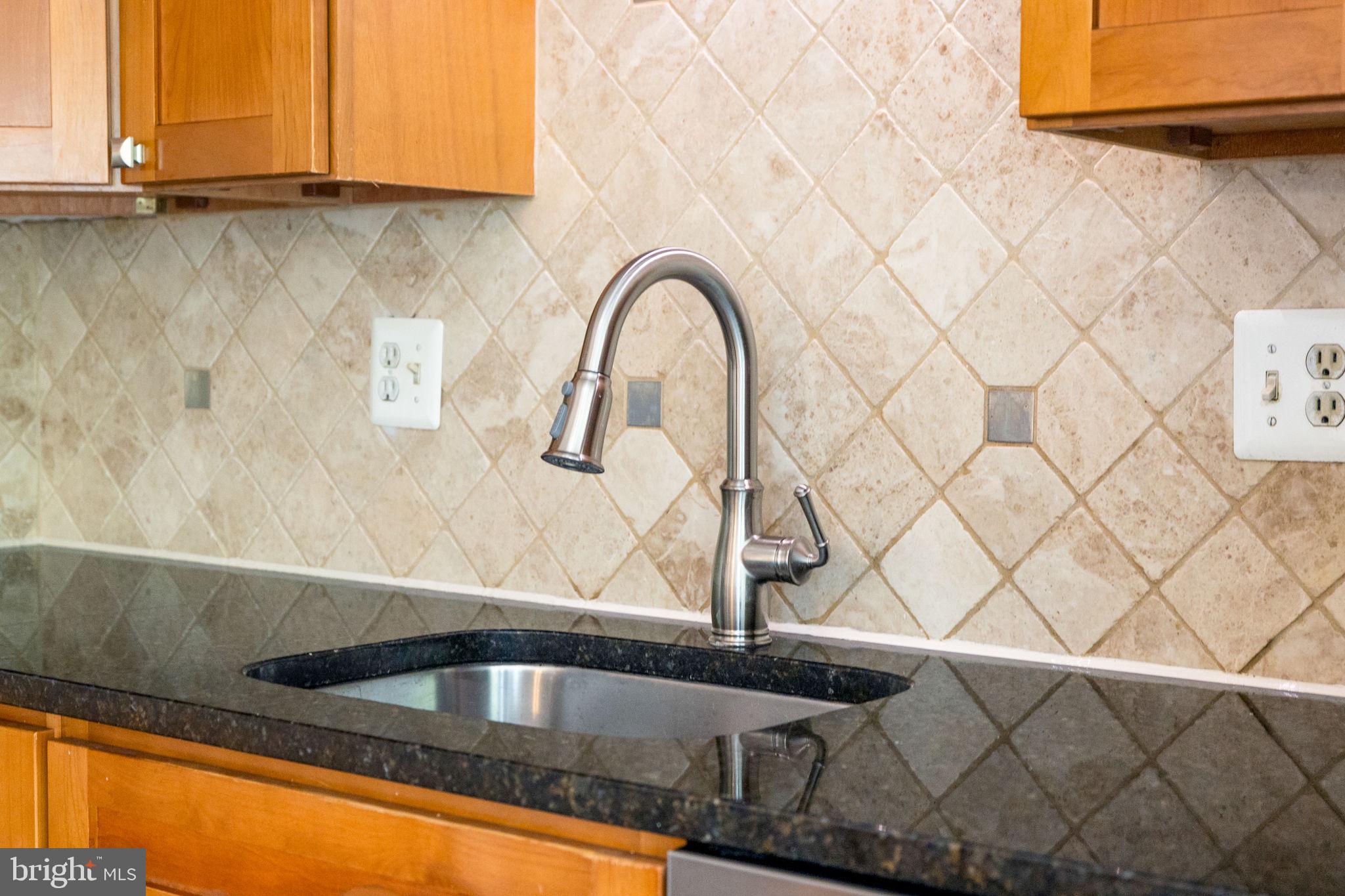21076 Gladstone Drive Sterling, VA 20164 - Photo 20 of 83