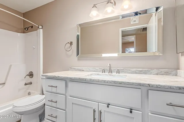 $487,000 | 11449 South Iroquois Drive, Phoenix, AZ 85044