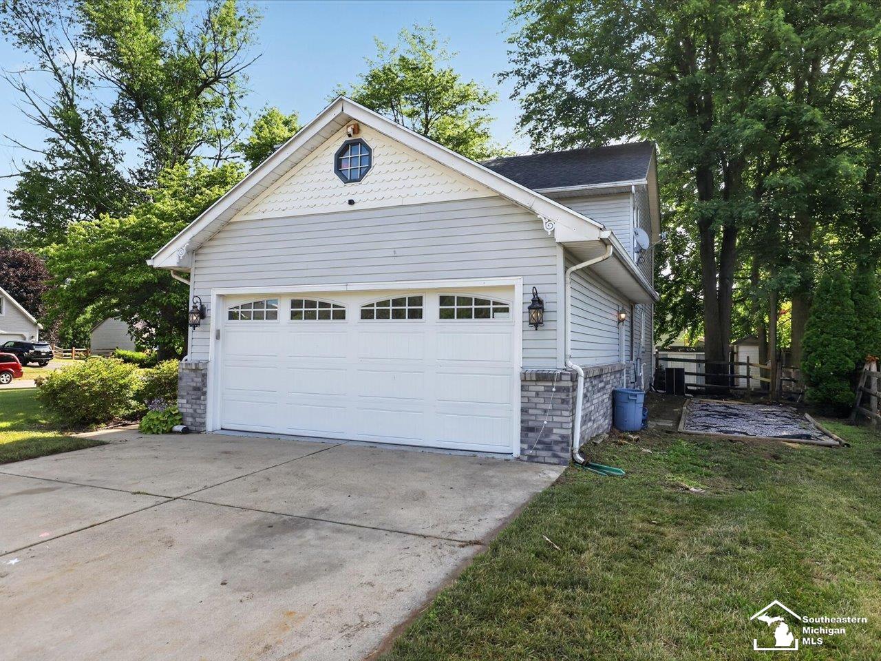 6716 Bennington Road Temperance, MI 48182 - Photo 5 of 65