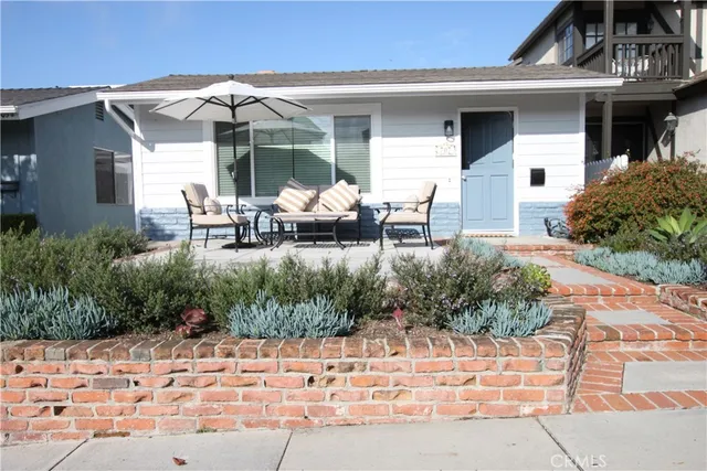$8,995 | 707 Orchid Avenue, Corona del Mar, CA 92625
