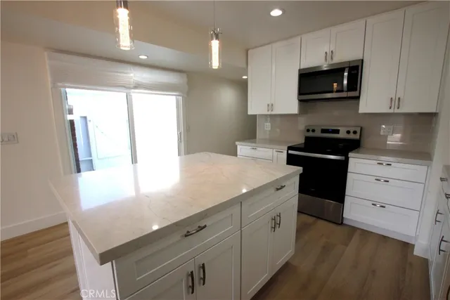 $8,995 | 707 Orchid Avenue, Corona del Mar, CA 92625