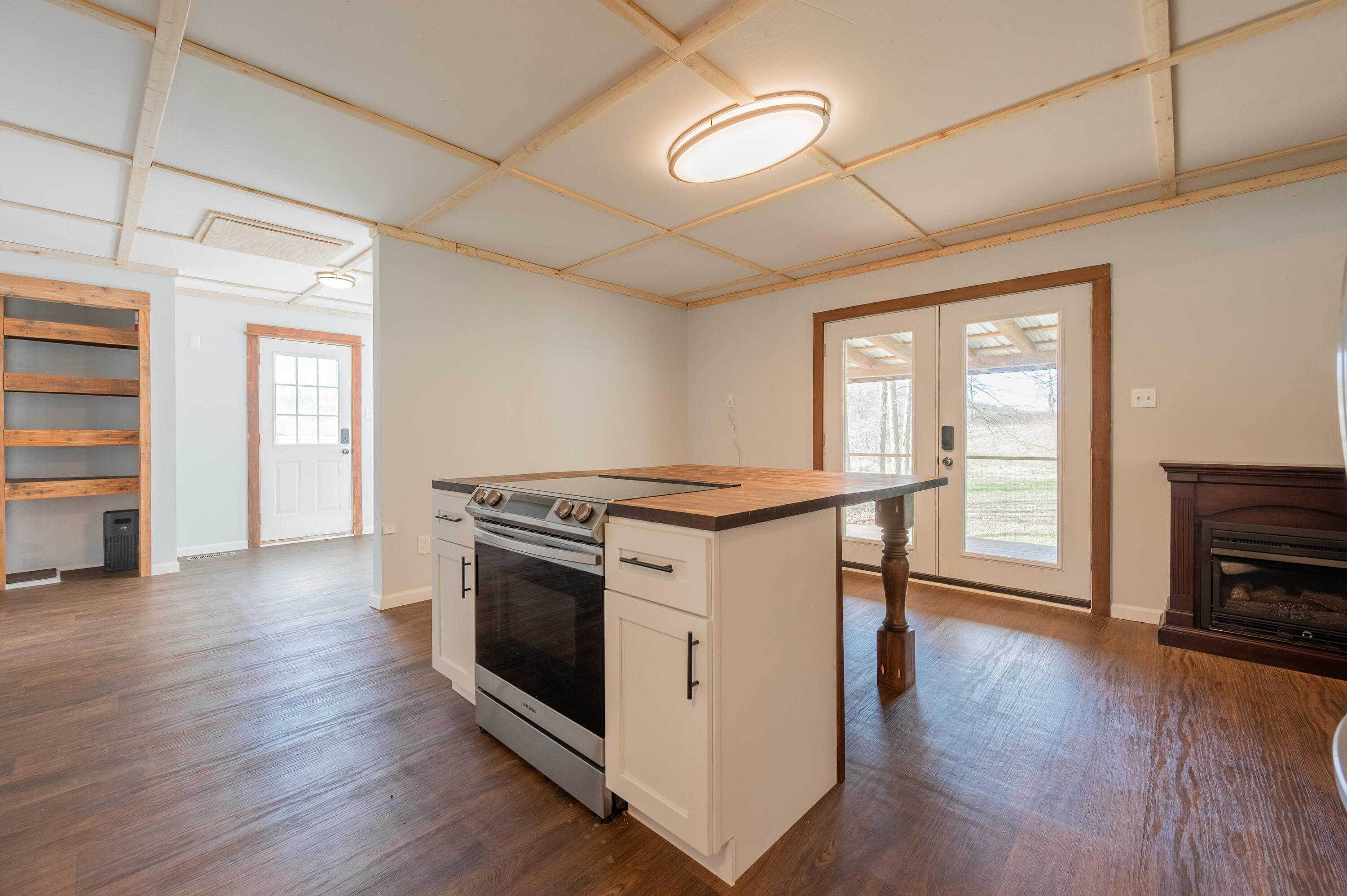 1133 Countyline Church Road Southeast Floyd, VA 24091 - Photo 29 of 97 floyd-27