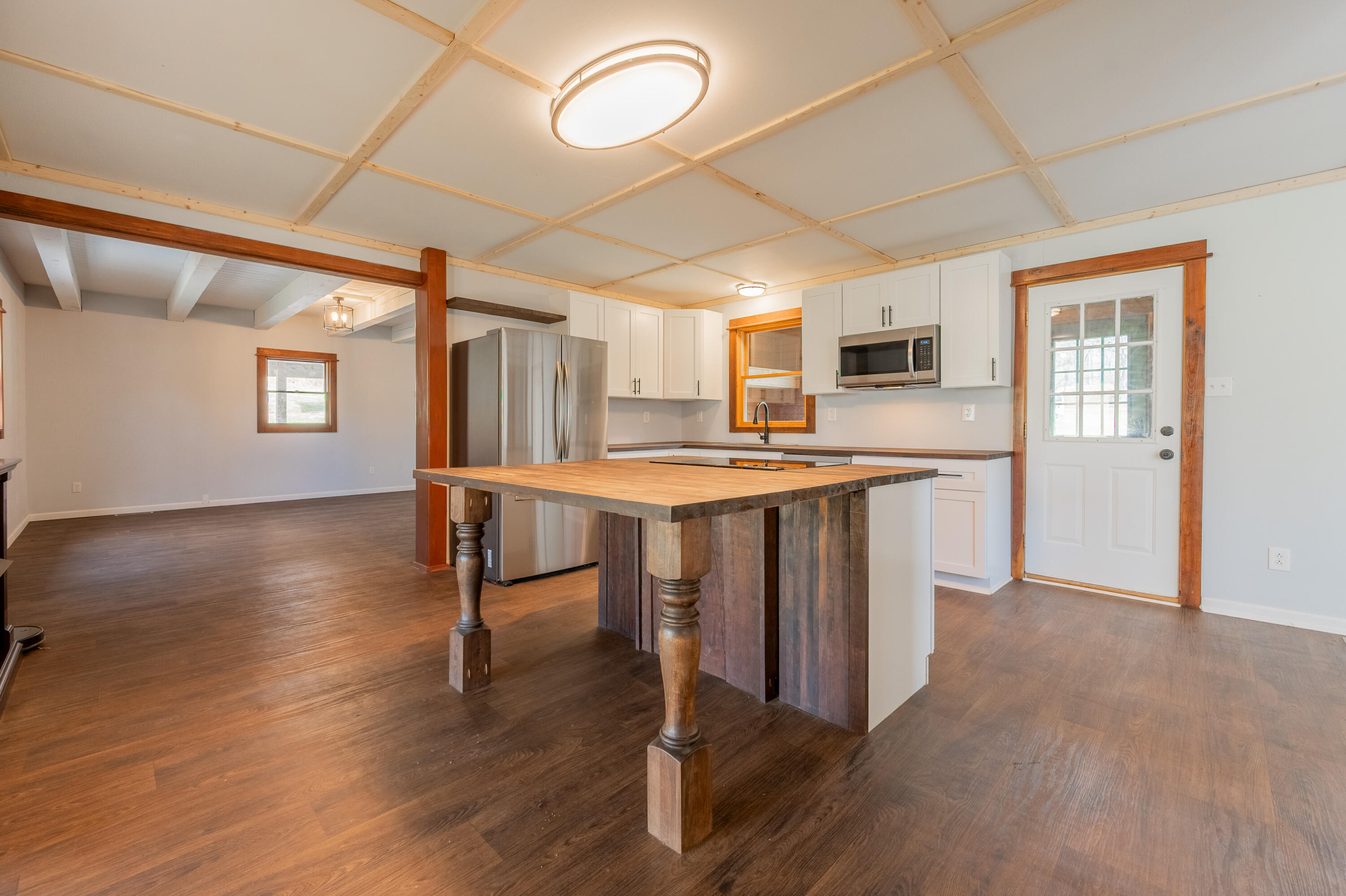 1133 Countyline Church Road Southeast Floyd, VA 24091 - Photo 30 of 97 floyd-28