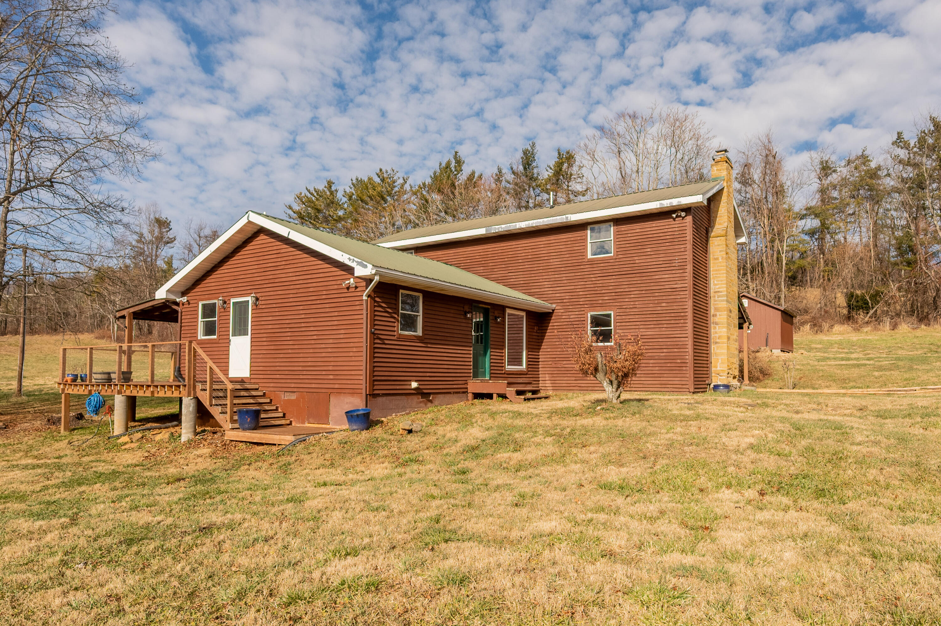 1133 Countyline Church Road Southeast Floyd, VA 24091 - Photo 6 of 97 floyd-5
