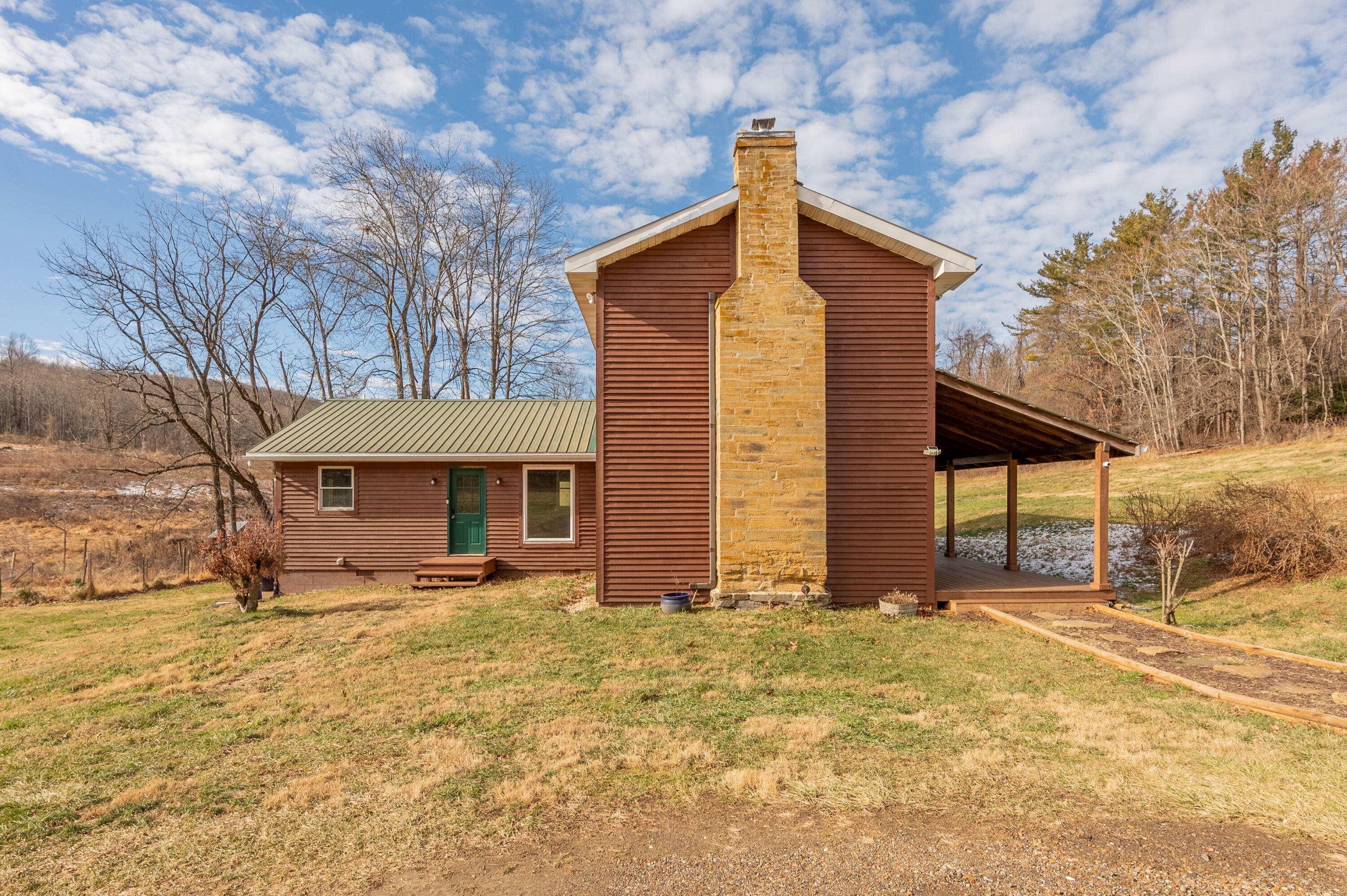 1133 Countyline Church Road Southeast Floyd, VA 24091 - Photo 68 of 97 floyd-66
