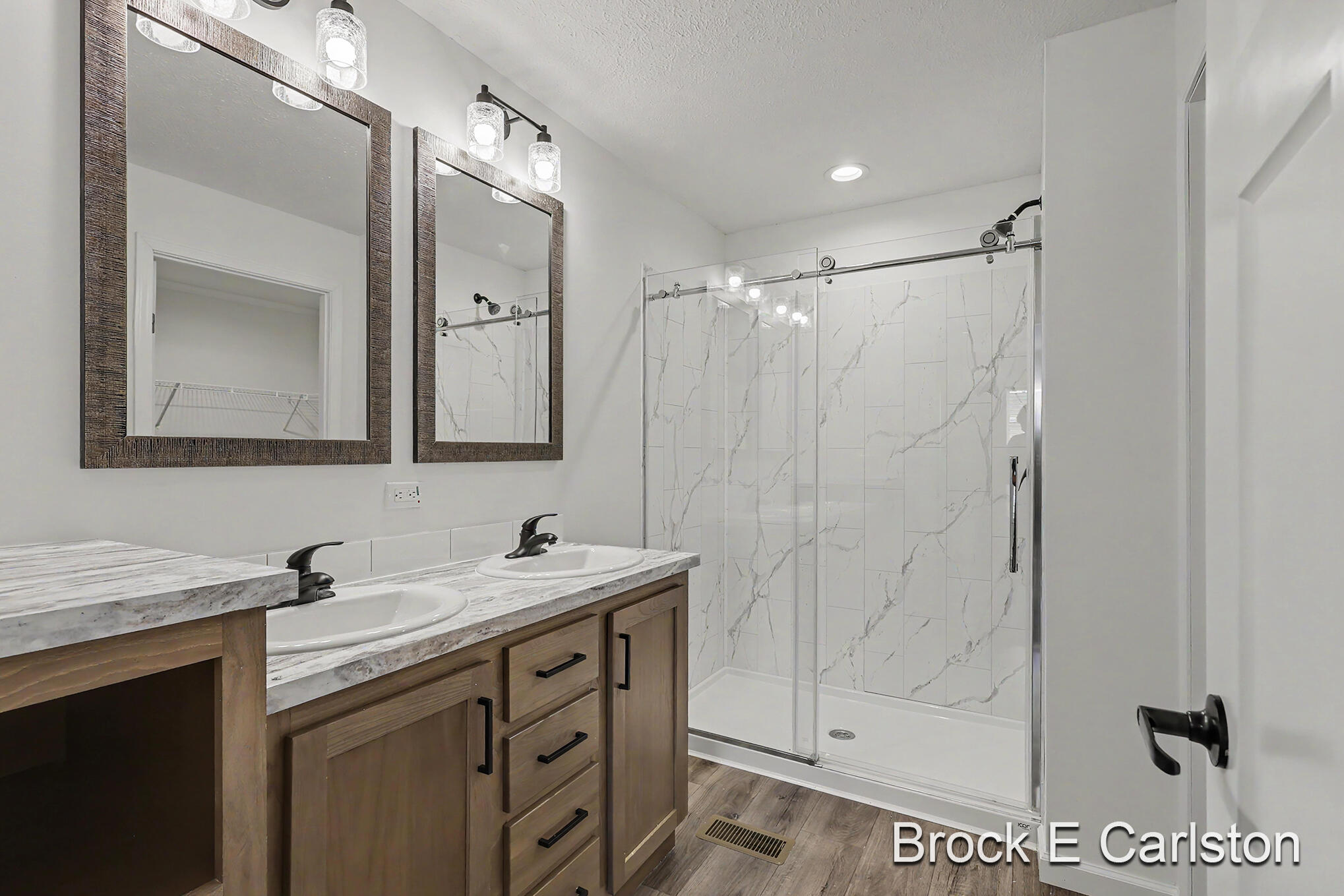 1283 East Ellis Road, Unit 41 Muskegon, MI 49441 - Photo 10 of 16 QJ1A9389