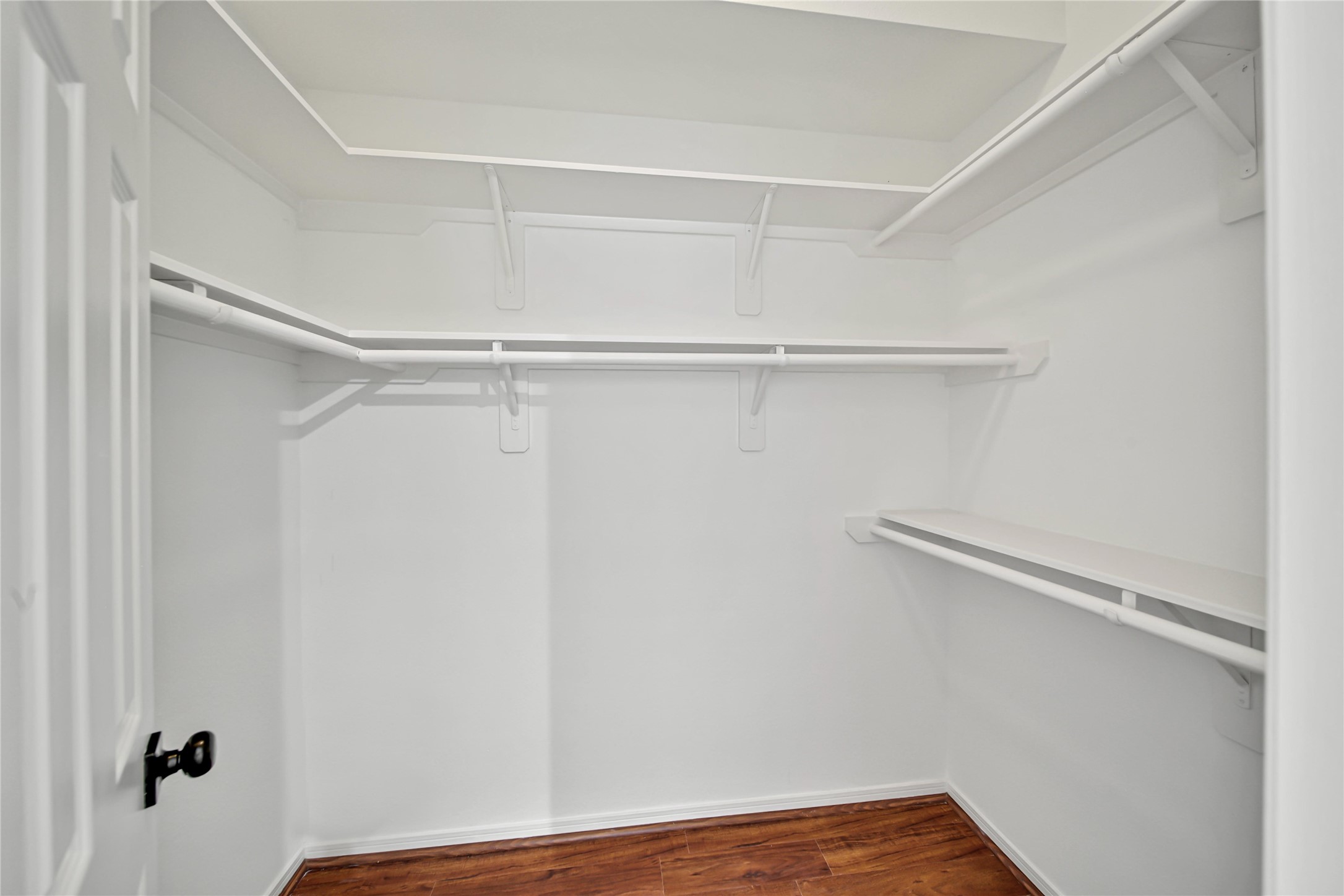 14526 Red Tailed Hawk Lane Houston, TX 77044 - Photo 25 of 40 a view of an empty walk in closet