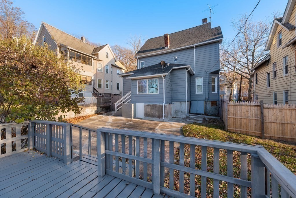 92 Acushnet Avenue Springfield, MA 01105 - Photo 33 of 35 Gallery Image 33