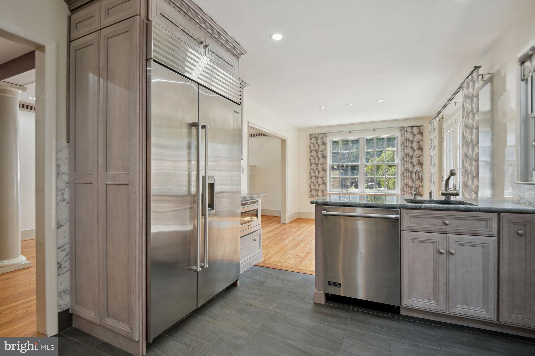 8800 Spring Valley Road Chevy Chase, MD 20815 - Photo 12 of 30