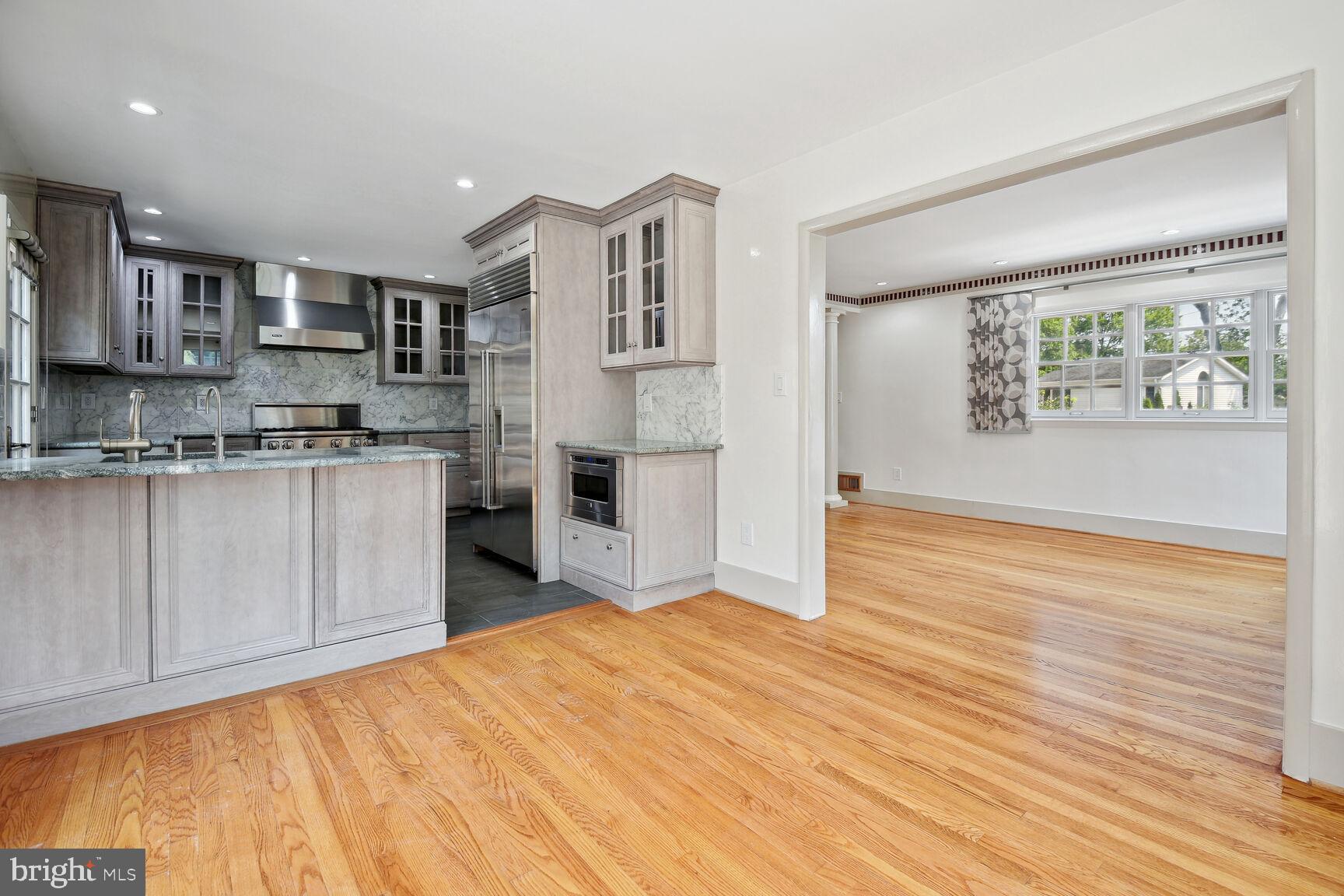 8800 Spring Valley Road Chevy Chase, MD 20815 - Photo 13 of 30