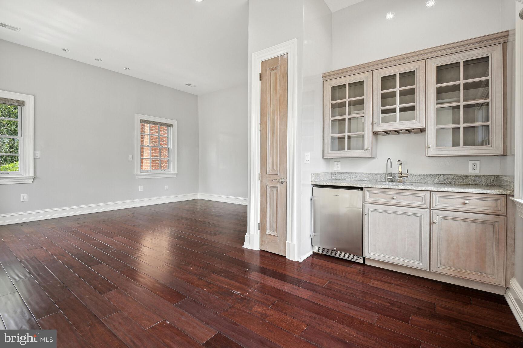 8800 Spring Valley Road Chevy Chase, MD 20815 - Photo 16 of 30