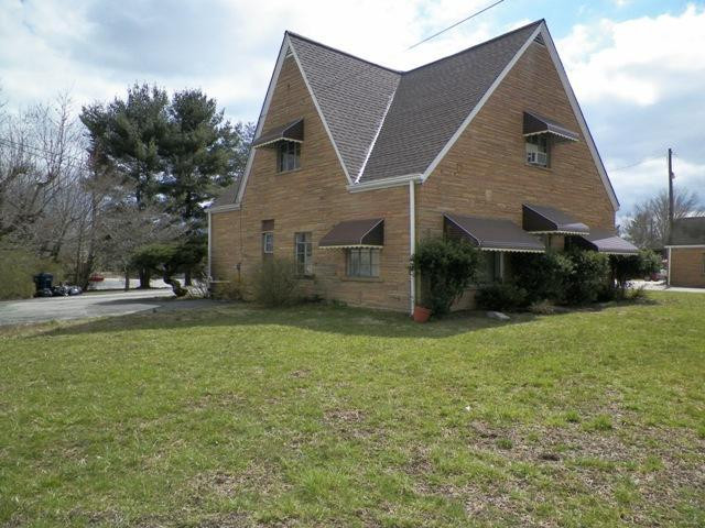 1440 South Laurel Road London, KY 40744 - Photo 3 of 9 Photo 3