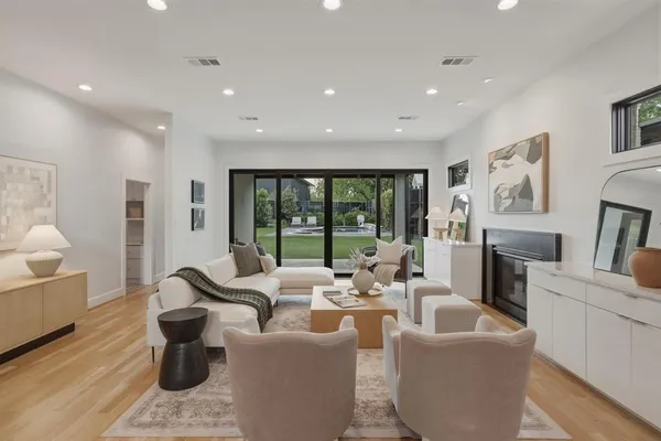 $9,000 | 7340 Syracuse Drive, Dallas, TX 75214