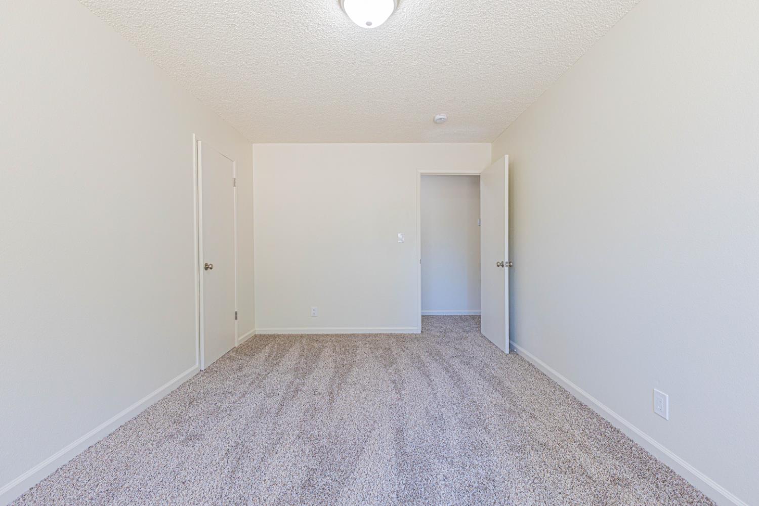 31612 Duke Road North Fork, CA 93643 - Photo 21 of 44 a view of an empty room
