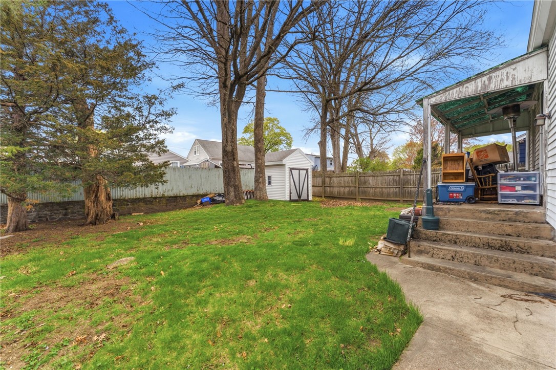 9 McGuire Road North Providence, RI 02904 - Photo 4 of 29