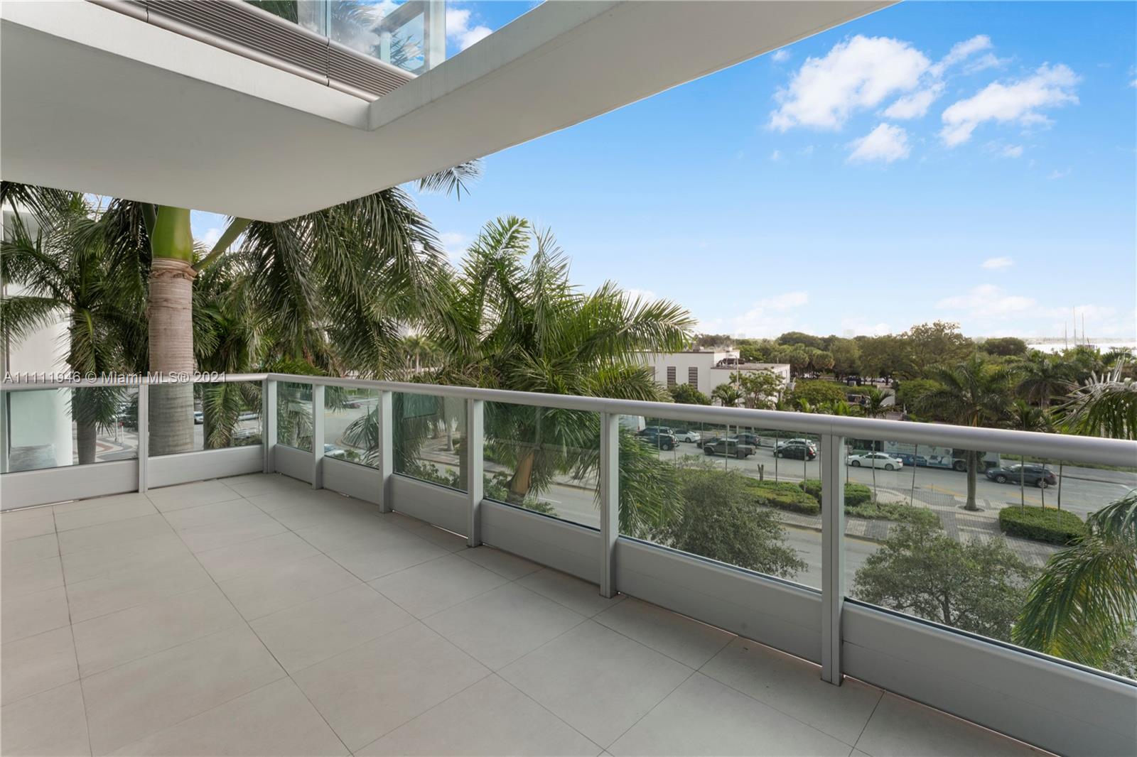 900 Biscayne Boulevard, Unit 507 Miami, FL 33132 - Photo 19 of 20 a view of a balcony