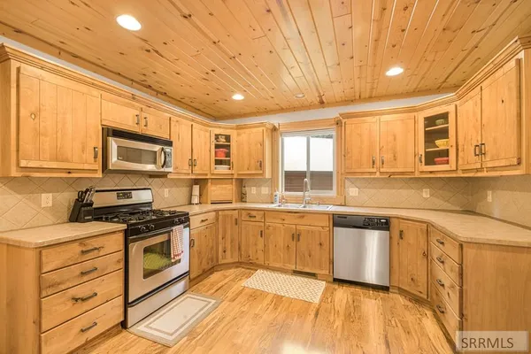 $1,195,000 | 4448 Stone Run, Island Park, ID 83429