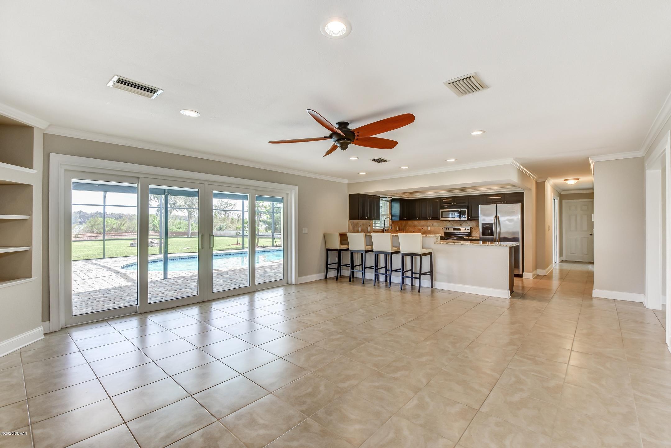 2638 Flowing Well Road DeLand, FL 32720 - Photo 8 of 59 4-Living Room