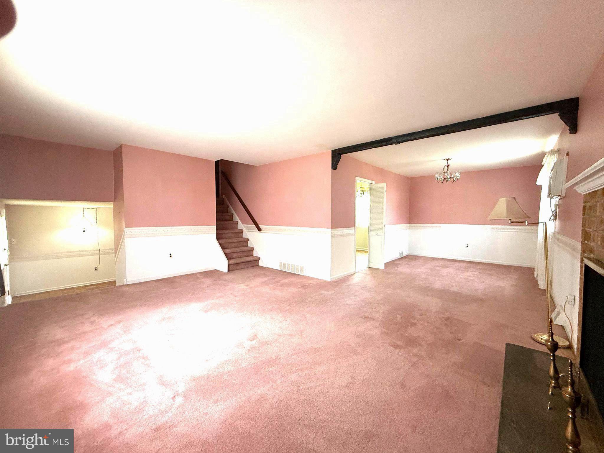 92 Arbor Road Southampton, PA 18966 - Photo 4 of 23 Spacious living area with soft hues.