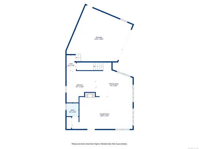 a picture of a very nice looking hallway