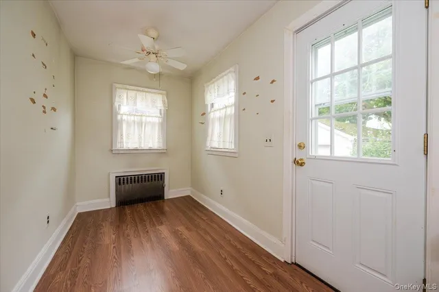 $700,000 | 22 Pansy Avenue, Floral Park, NY 11001