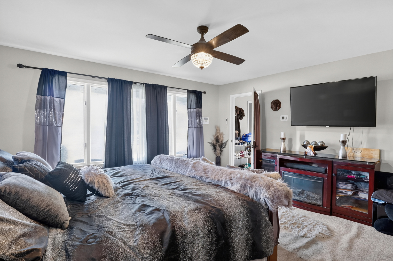 1692 185th Street Lansing, IL 60438 - Photo 18 of 53