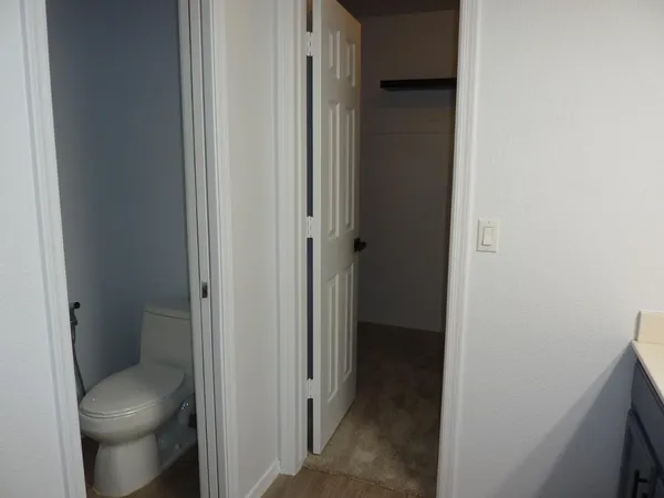 $2,300 | 1600 West Gail Drive, Chandler, AZ 85224