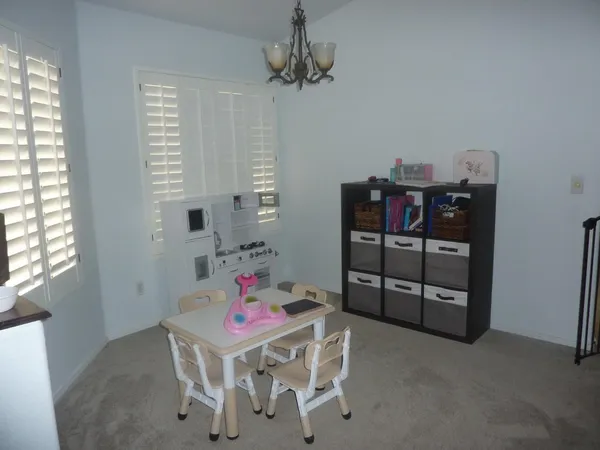 $2,300 | 1600 West Gail Drive, Chandler, AZ 85224