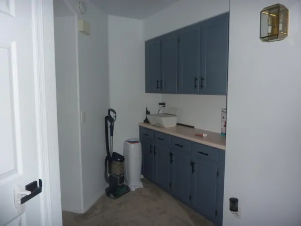 $2,300 | 1600 West Gail Drive, Chandler, AZ 85224