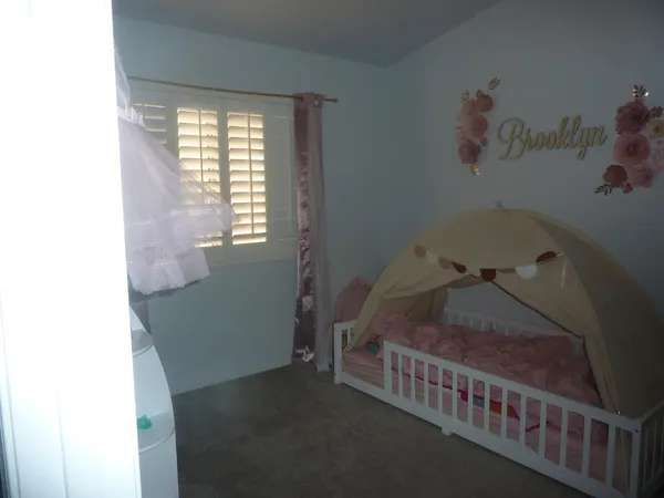 $2,300 | 1600 West Gail Drive, Chandler, AZ 85224