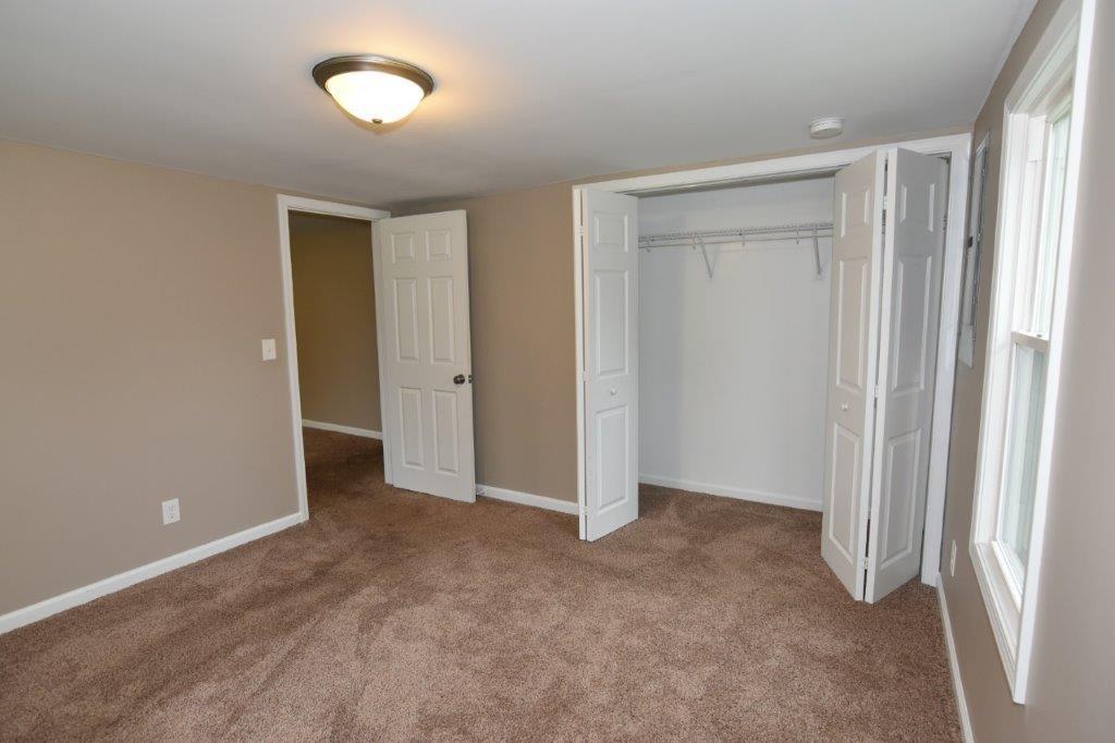 436 Patterson Road Columbus, IN 47203 - Photo 8 of 23 Gallery Image 8
