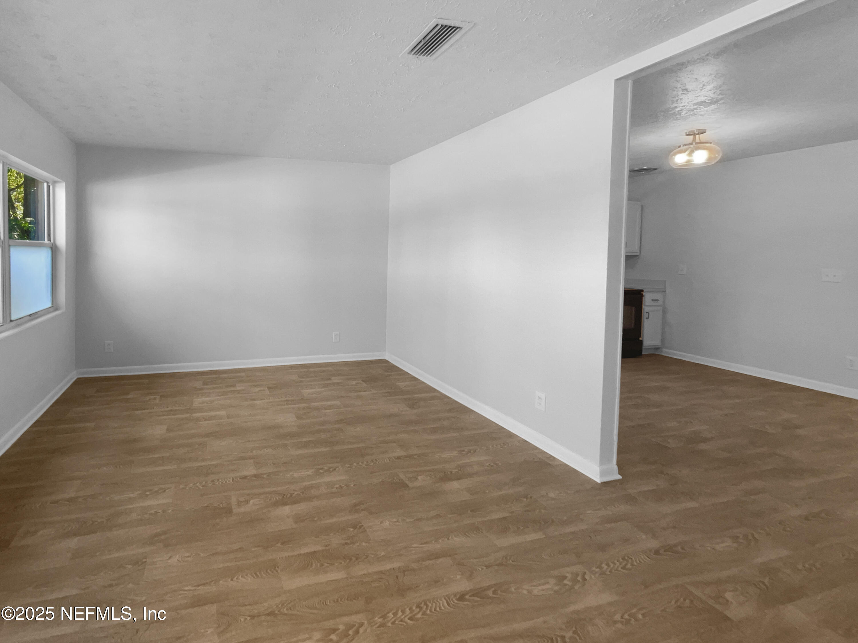 2360 Leonid Road Jacksonville, FL 32218 - Photo 11 of 19 listing_10