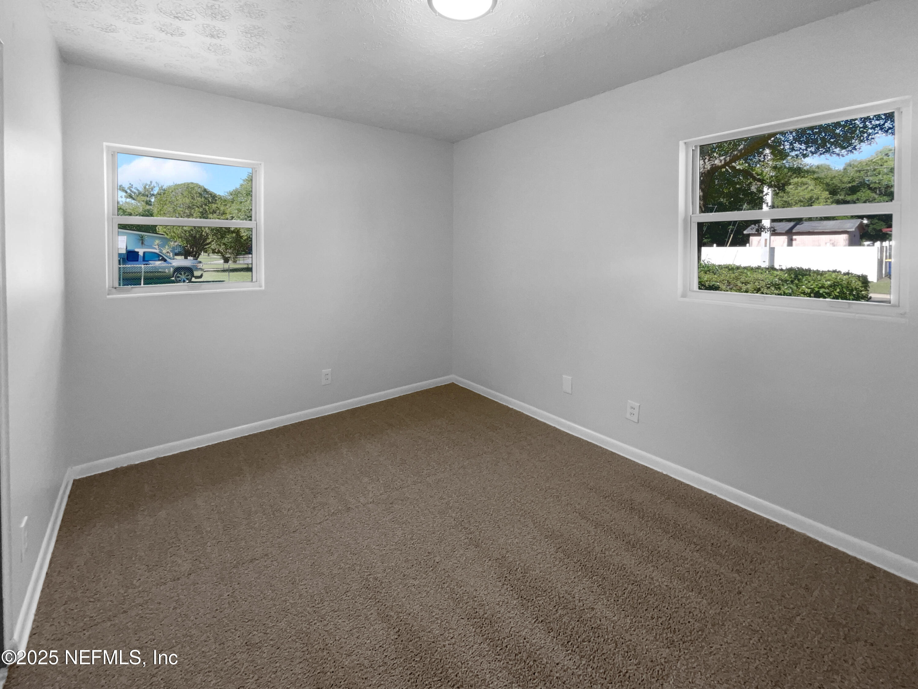 2360 Leonid Road Jacksonville, FL 32218 - Photo 5 of 19 listing_4