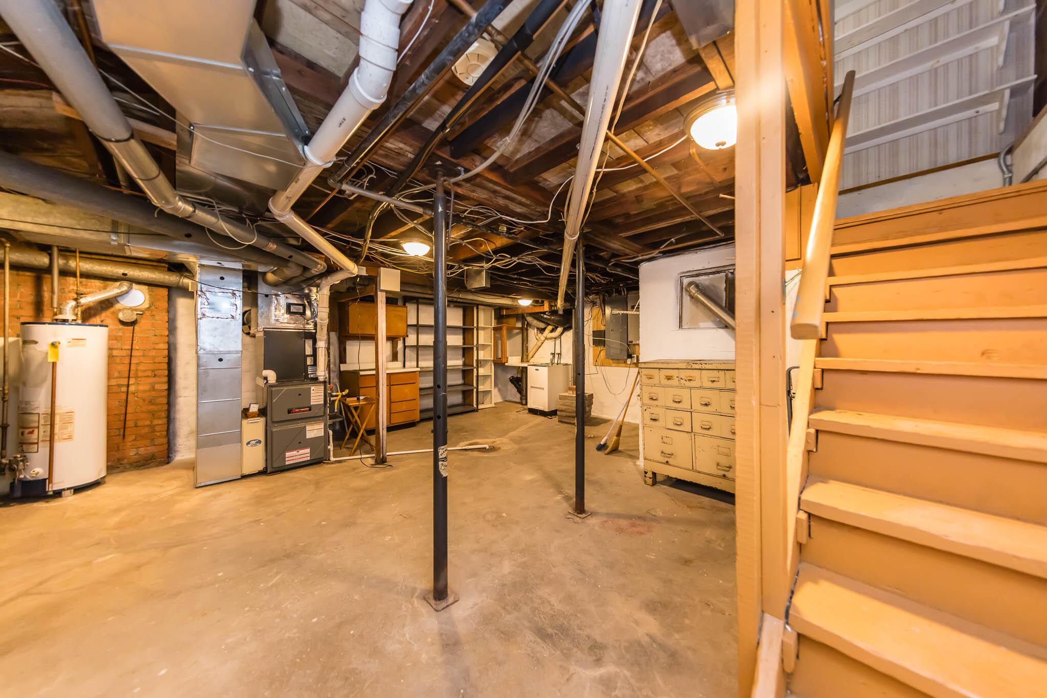 1757 Merrick Road Columbus, OH 43212 - Photo 38 of 40 1757 Merrick Rd-basement 2a