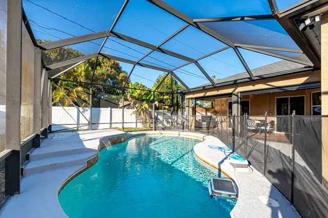 $619,900 | 3820 Southwest Cheribon Street, Port St. Lucie, FL 34953