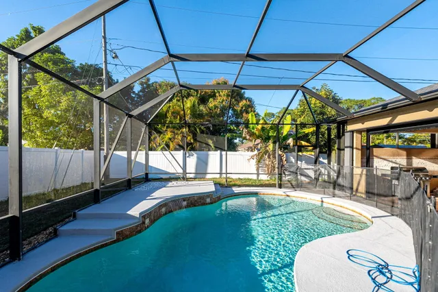 $619,900 | 3820 Southwest Cheribon Street, Port St. Lucie, FL 34953