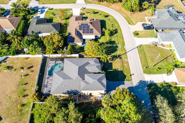 $619,900 | 3820 Southwest Cheribon Street, Port St. Lucie, FL 34953